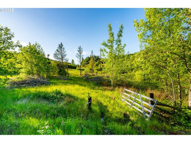23998 HIGHWAY 20, Philomath, OR 97370