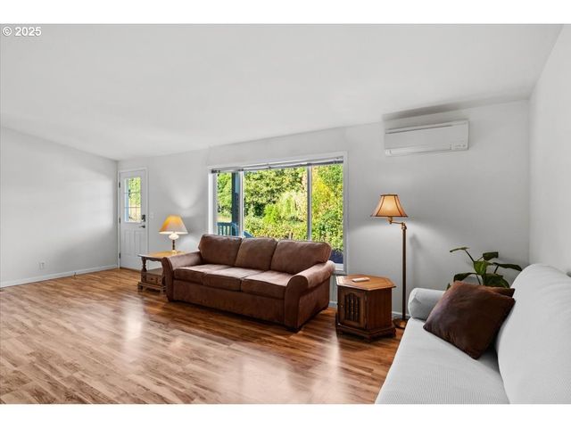 23998 HIGHWAY 20, Philomath, OR 97370