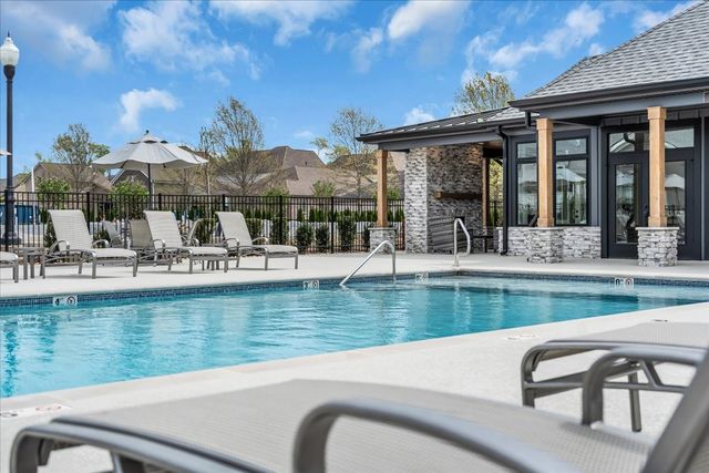 310 Flag Court, Gallatin, TN 37066