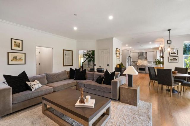 8 Sequoia Court, Redwood City, CA 94061