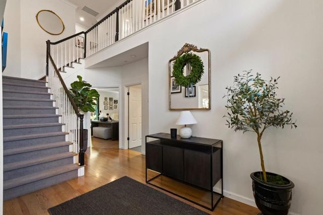 8 Sequoia Court, Redwood City, CA 94061