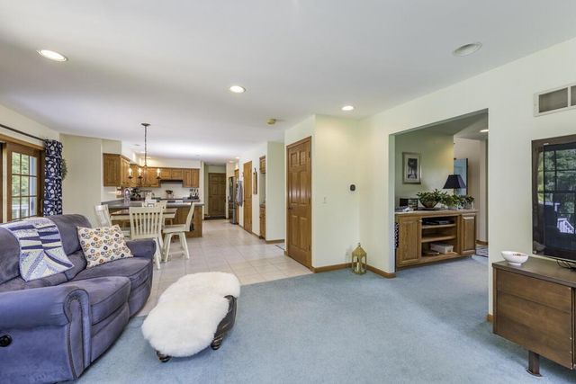 33814 Karcher ROAD, Burlington, WI 53105