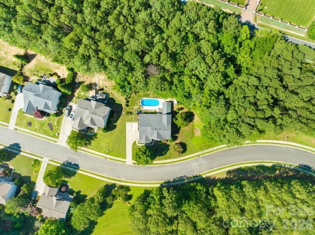 610 Springwood Drive, Waxhaw, NC 28173