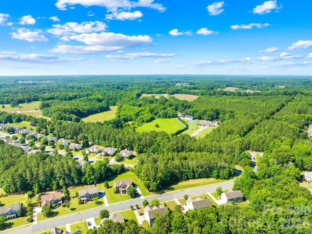 610 Springwood Drive, Waxhaw, NC 28173