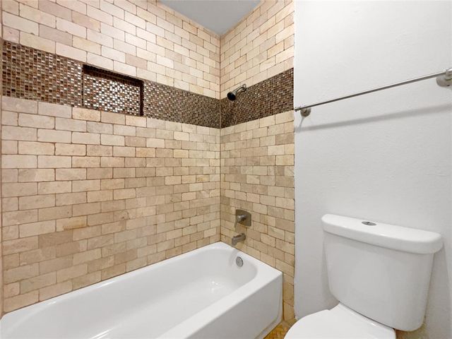 1011 Kempsford Drive, Katy, TX 77450