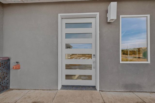 101 Pine Ridge Road, Sandia Park, NM 87047