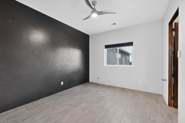 101 Pine Ridge Road, Sandia Park, NM 87047