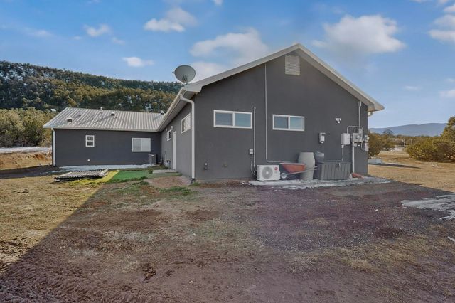 101 Pine Ridge Road, Sandia Park, NM 87047