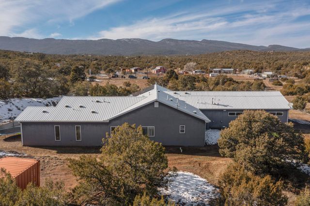 101 Pine Ridge Road, Sandia Park, NM 87047