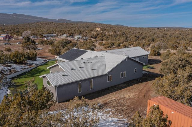 101 Pine Ridge Road, Sandia Park, NM 87047
