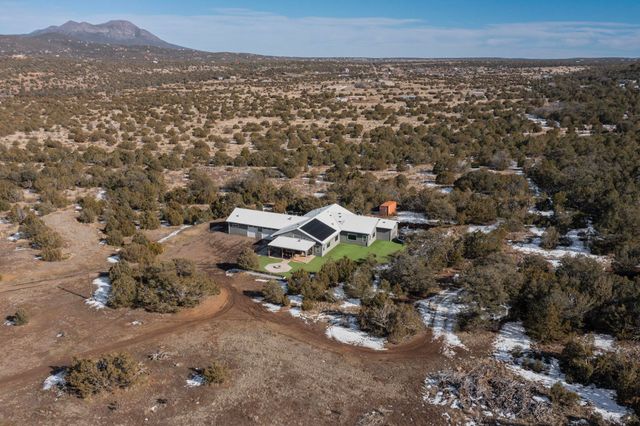 101 Pine Ridge Road, Sandia Park, NM 87047
