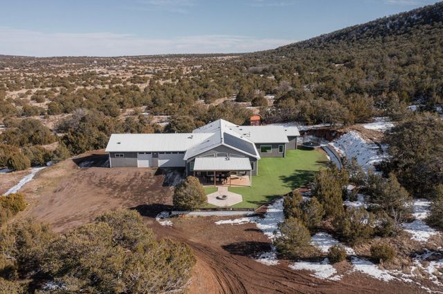 101 Pine Ridge Road, Sandia Park, NM 87047