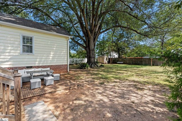 205 Carolina Avenue, Greenville, SC 29607