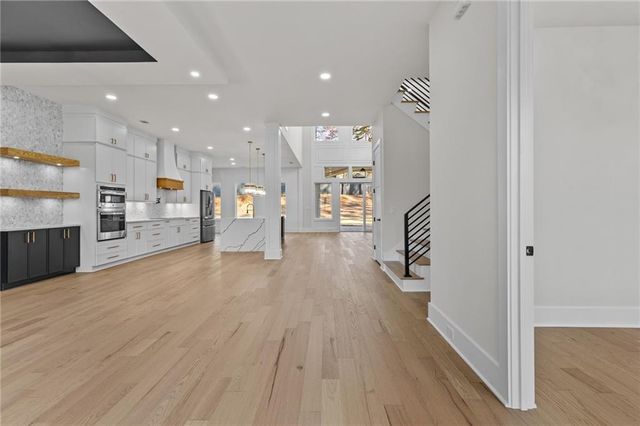 6312 hwy 81, Loganville, GA 30052