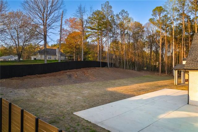 6312 hwy 81, Loganville, GA 30052