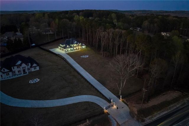 6312 hwy 81, Loganville, GA 30052