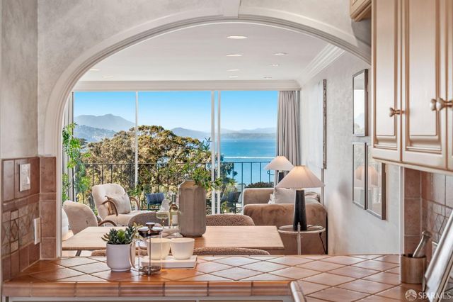 1050 North Point Street 1102, San Francisco, CA 94109