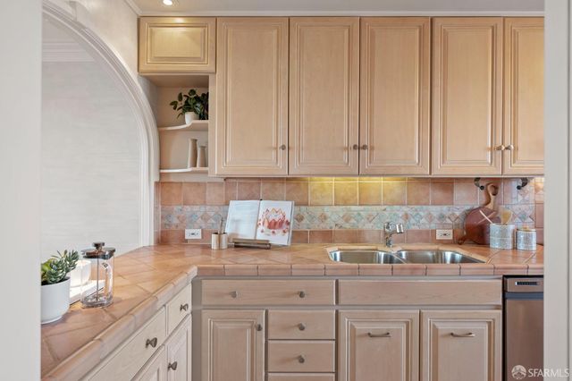 1050 North Point Street 1102, San Francisco, CA 94109