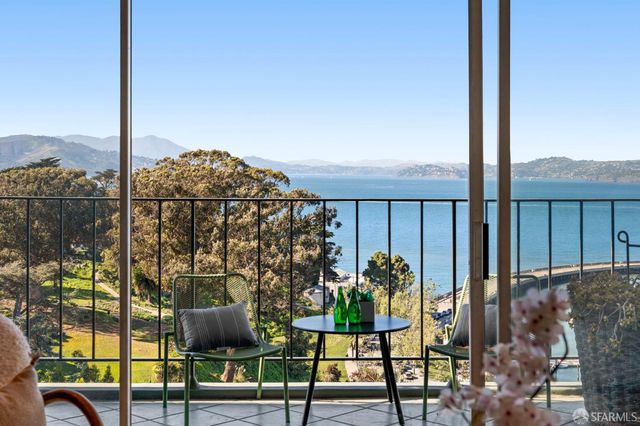 1050 North Point Street 1102, San Francisco, CA 94109