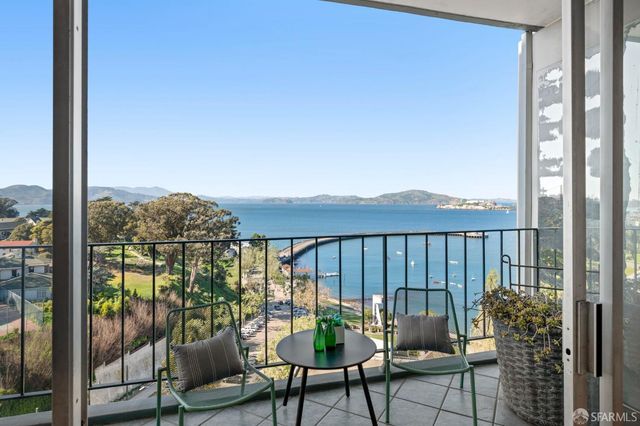 1050 North Point Street 1102, San Francisco, CA 94109