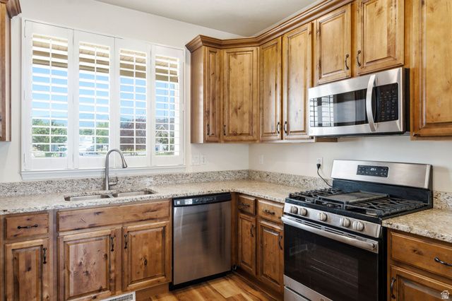 8373 S 6430 W, West Jordan, UT 84081