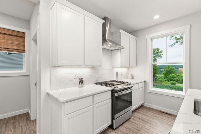 4711 Cooper Trade Place, Clay, NY 13041
