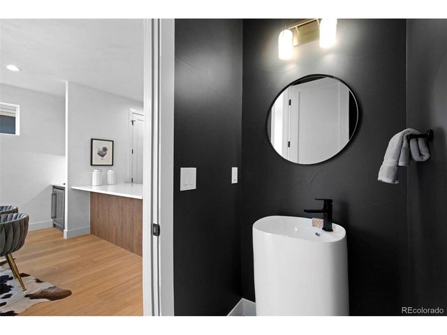 2660 S Acoma St, Denver, CO 80223
