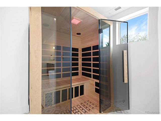 2660 S Acoma St, Denver, CO 80223