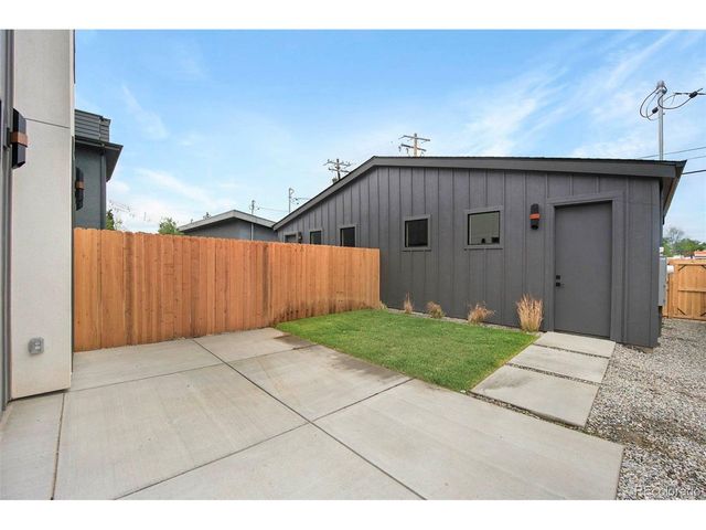 2660 S Acoma St, Denver, CO 80223