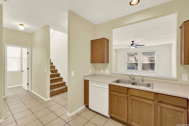 13523 BRISTOW DAWN, San Antonio, TX 78217