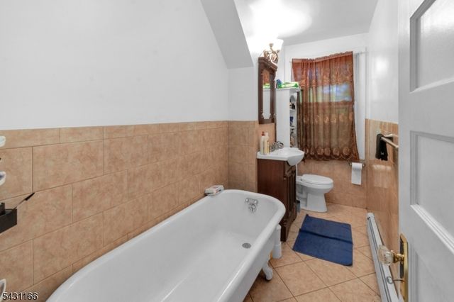 884 S 15Th St, Newark City, NJ 07108