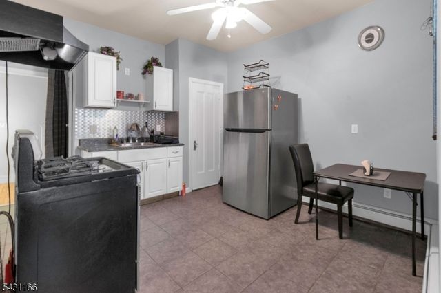 884 S 15Th St, Newark City, NJ 07108
