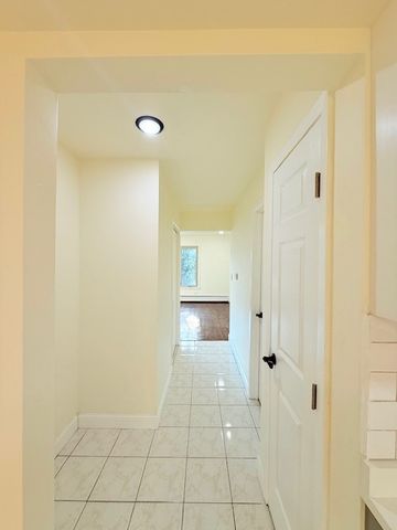 833 W Heritage Drive 1, Addison, IL 60101