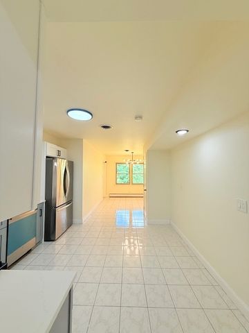 833 W Heritage Drive 1, Addison, IL 60101