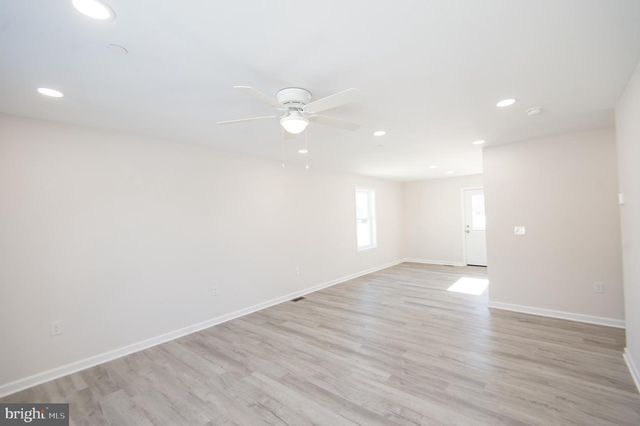 107 RAILROAD AVE, East New Market, MD 21631