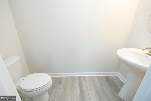 107 RAILROAD AVE, East New Market, MD 21631