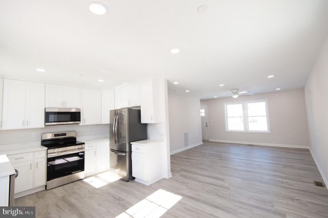 107 RAILROAD AVE, East New Market, MD 21631