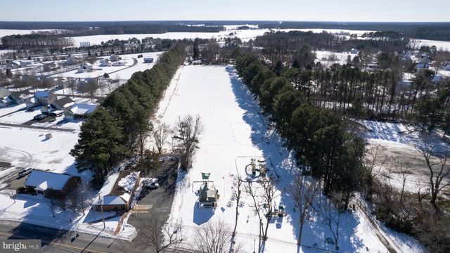 107 RAILROAD AVE, East New Market, MD 21631