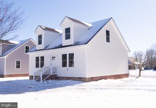 107 RAILROAD AVE, East New Market, MD 21631