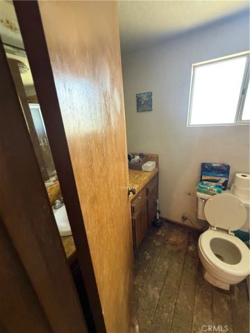 28800 Zion Drive, Lake Arrowhead, CA 92352