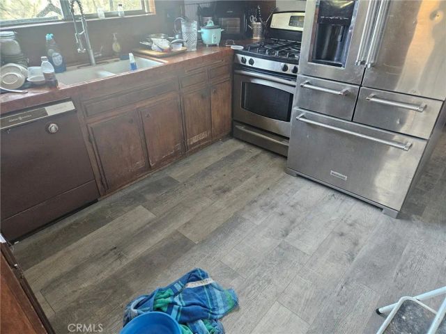 28800 Zion Drive, Lake Arrowhead, CA 92352