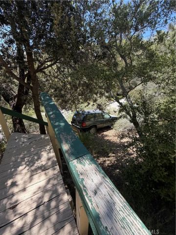 28800 Zion Drive, Lake Arrowhead, CA 92352