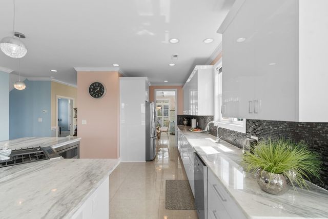 338 Harbour View Dr., Myrtle Beach, SC 29579