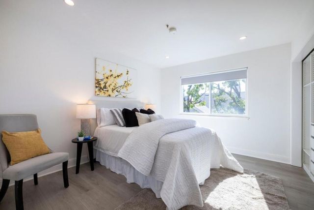 290 Billingsgate Lane, Foster City, CA 94404