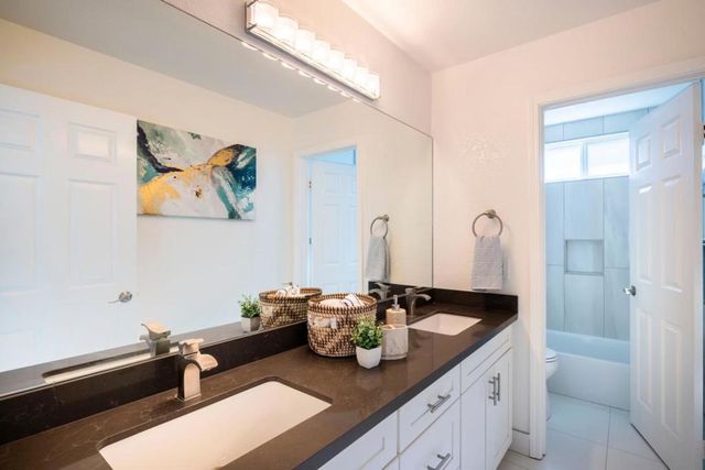 290 Billingsgate Lane, Foster City, CA 94404