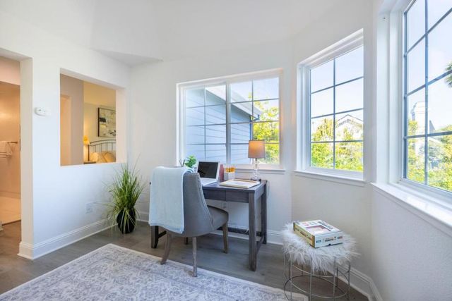 290 Billingsgate Lane, Foster City, CA 94404