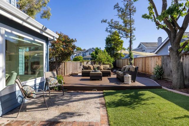 290 Billingsgate Lane, Foster City, CA 94404