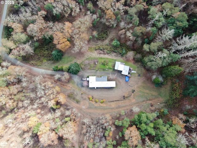 214 THOMPSON Rd, Riddle, OR 97469