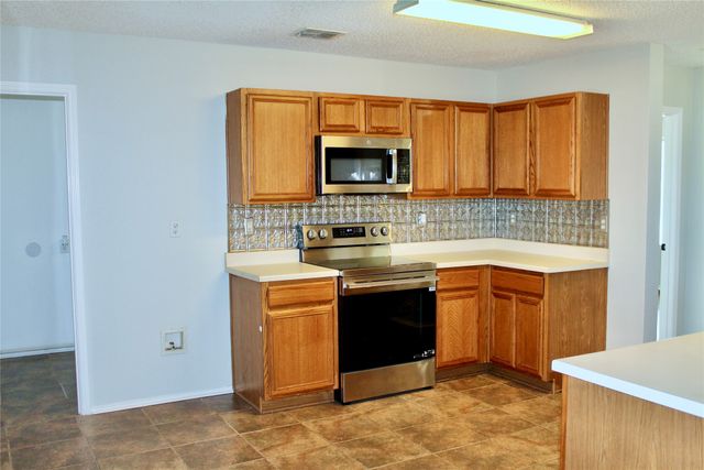 1434 Lochspring Drive, Rockwall, TX 75032