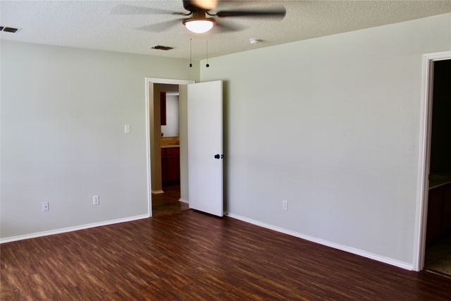 1434 Lochspring Drive, Rockwall, TX 75032
